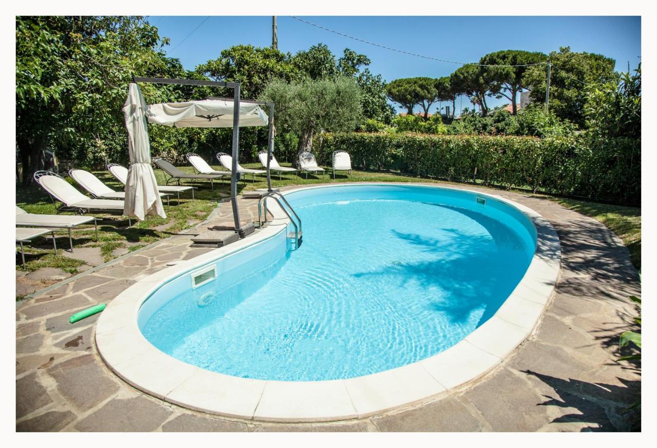 Casa Vacanze Nel Giardino Di Renzo Імперія Екстер'єр фото