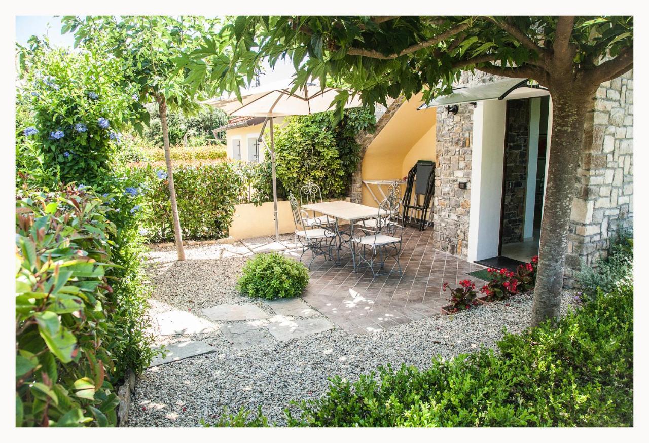 Casa Vacanze Nel Giardino Di Renzo Імперія Екстер'єр фото