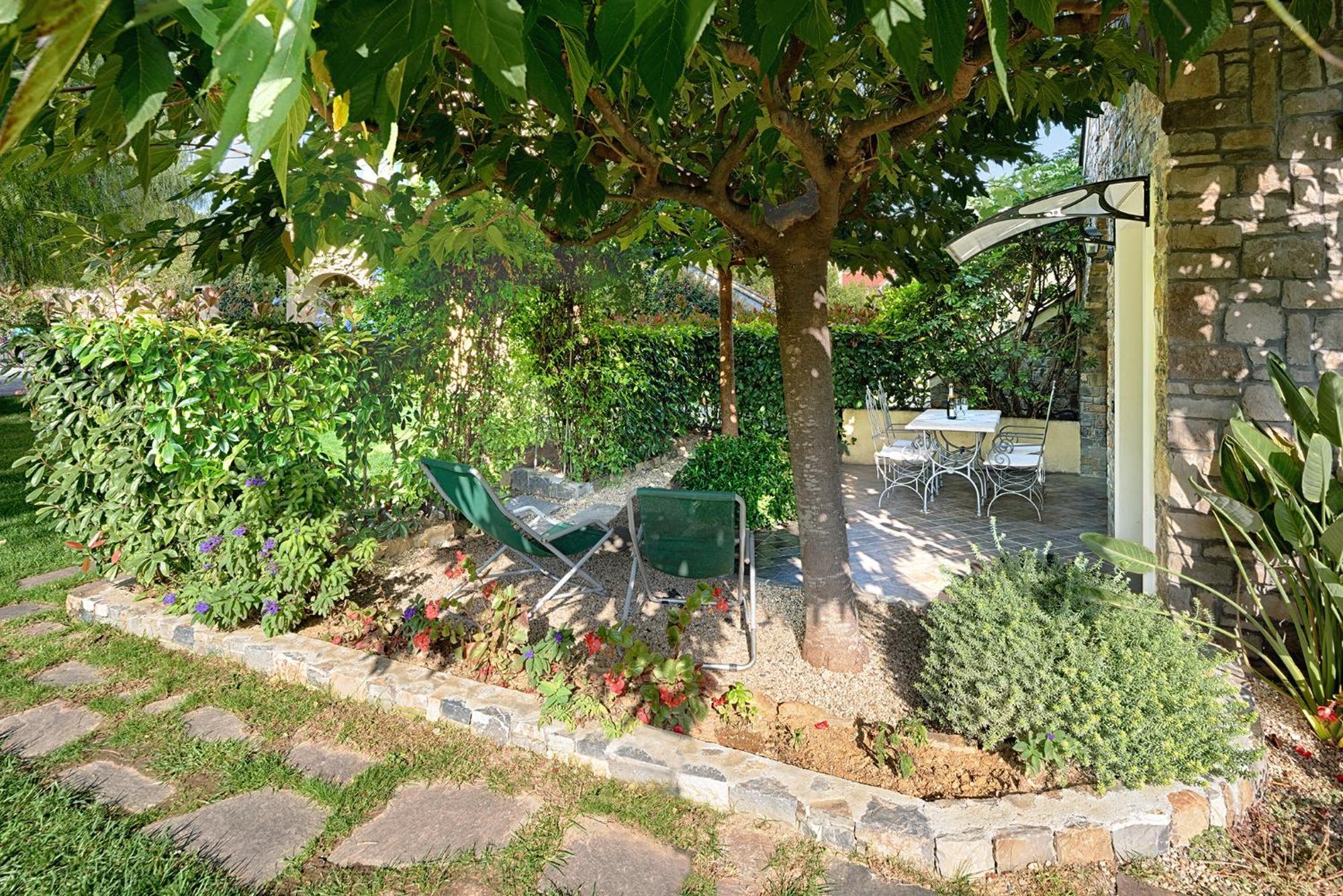 Casa Vacanze Nel Giardino Di Renzo Імперія Екстер'єр фото