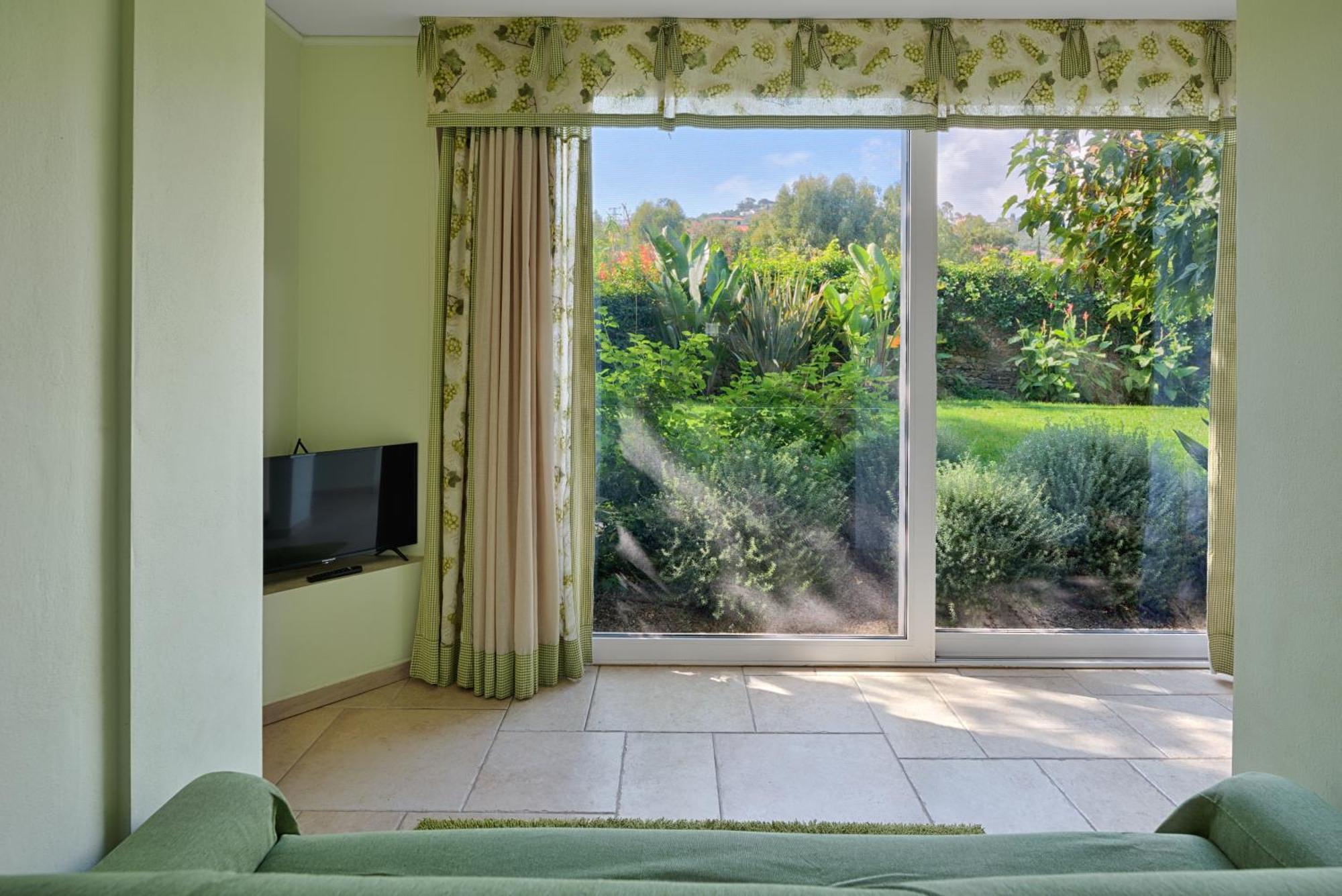 Casa Vacanze Nel Giardino Di Renzo Імперія Екстер'єр фото